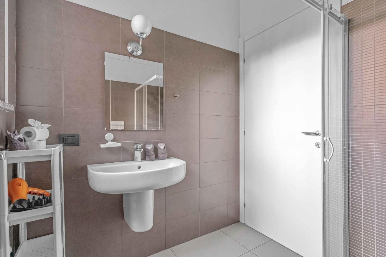 Cos54 - Exclusive Apartment With Garden In Milano Esterno foto